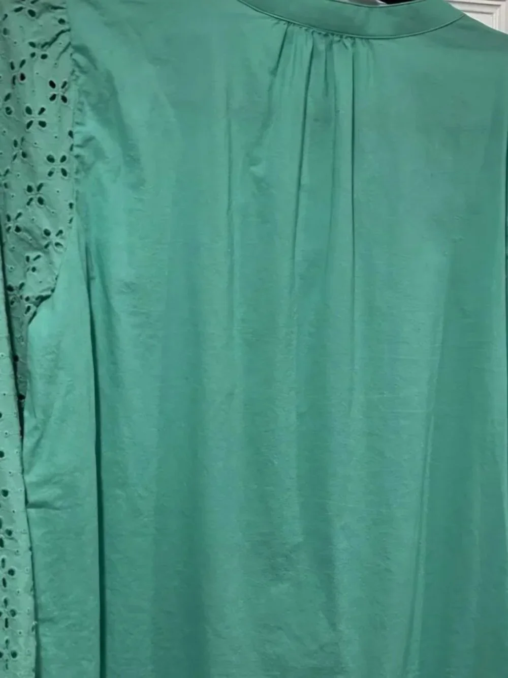 NWT Minty cotton Boho Embroidery eyelet puff sleeve button down blouse XS